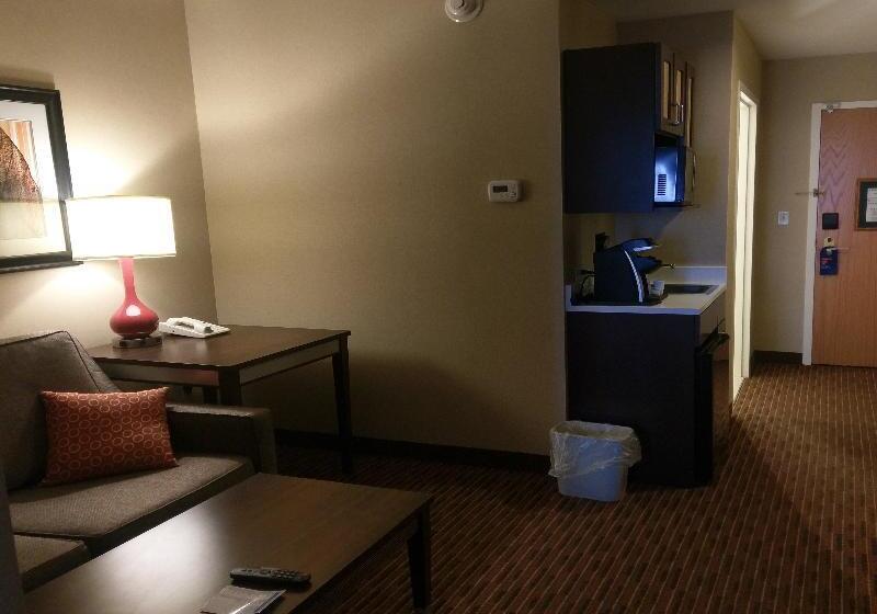 Люкс Executive Кровать Кинг, Holiday Inn Express Hotel & Suites Watertown   Thousand Islands, An Ihg