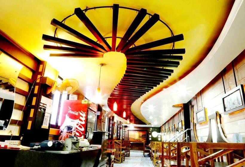 اتاق لوکس, Prayag