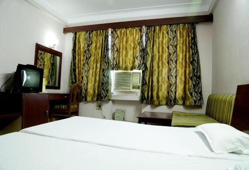 اتاق لوکس, Prayag