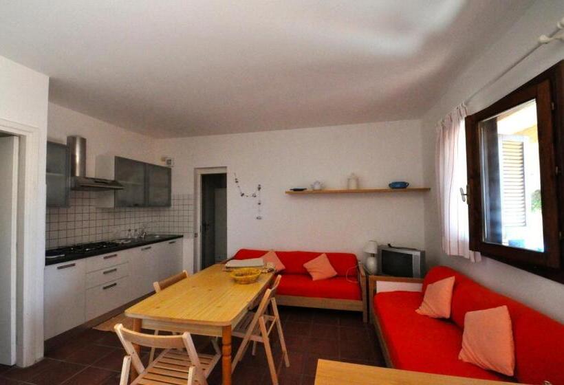 Апартаменты 1 Спальня Нижний Этаж, Appartamenti Residence Vela Blu Golfo Aranci