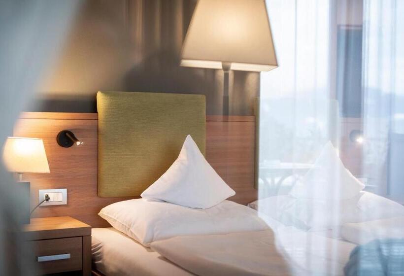 Полулюкс Одноместный с Террасой, Belvedere   Fine Dining, Hideaway & Spa