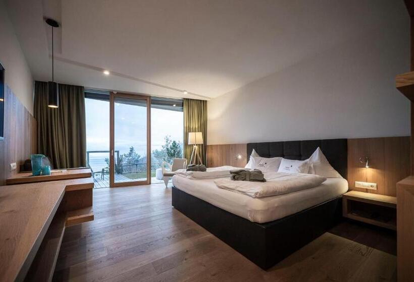 Люкс, Belvedere   Fine Dining, Hideaway & Spa