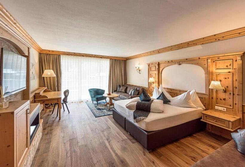 Люкс с Балконом, Quellenhof Luxury Resort Passeier