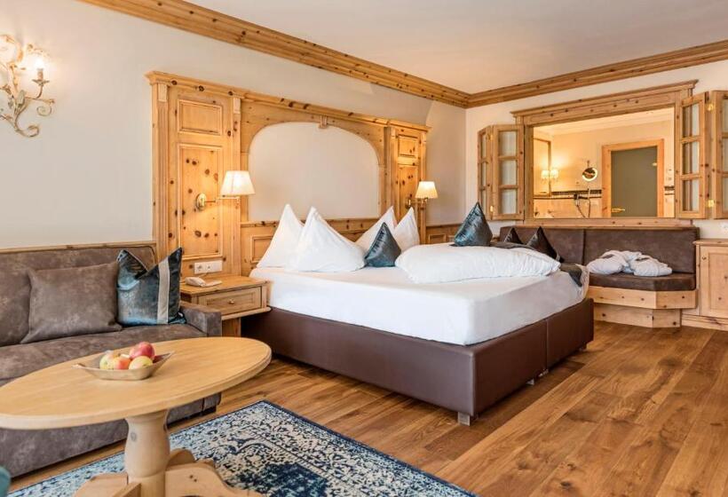 Люкс с Балконом, Quellenhof Luxury Resort Passeier