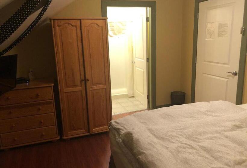 Номер Стандарт, Crowsnest Vineyards Guesthouse