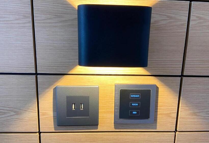 Quarto Triplo Estandar, Henn Na Hotel Seoul Myeongdong