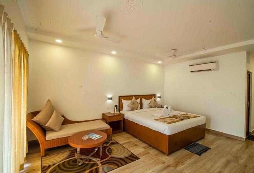 Номер Deluxe, Sonar Bangla Kolaghat