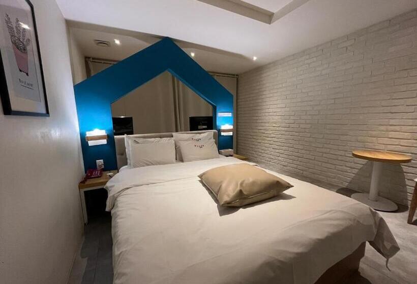 Habitació Deluxe, Yaja Hwajeong Station