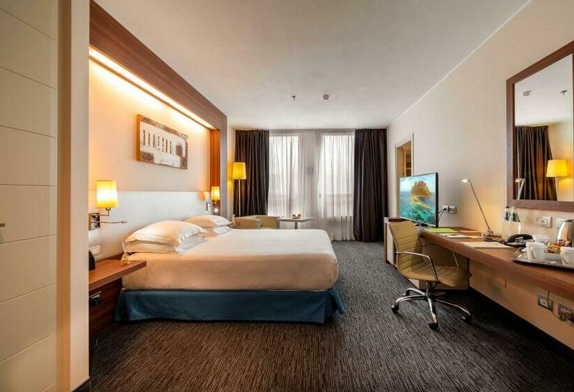 Номер Стандарт, Delta Hotels By Marriott Olbia Sardinia