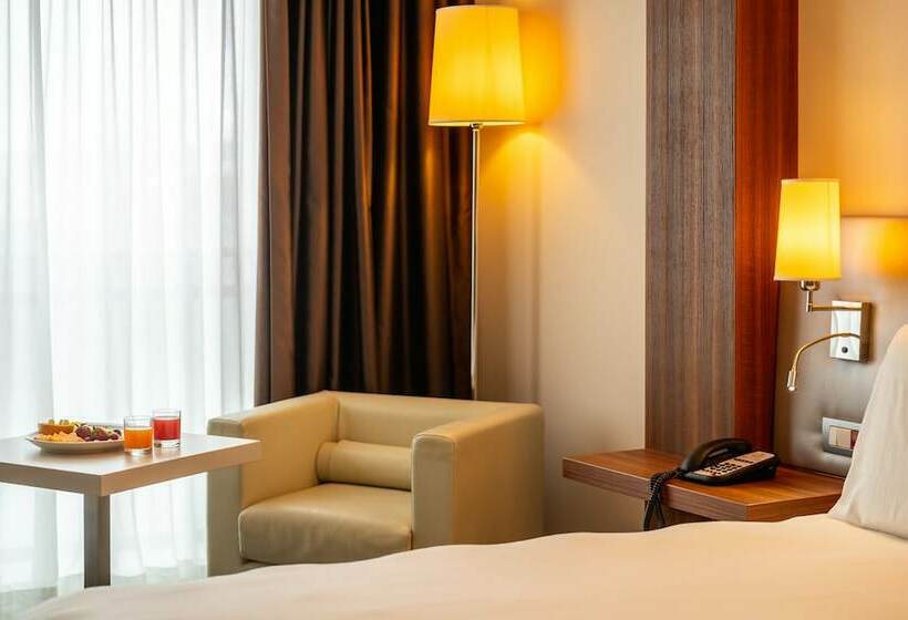Номер Deluxe с Видом, Delta Hotels By Marriott Olbia Sardinia
