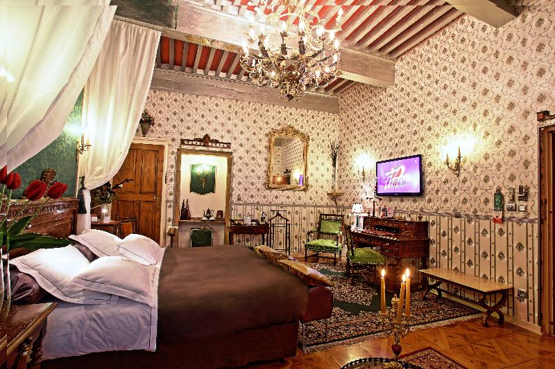 Люкс Повышенной Комфортности, Hôtel Renaissance