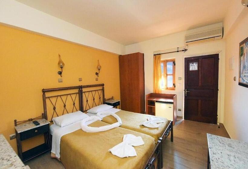 Номер Стандарт, Paris Hotel