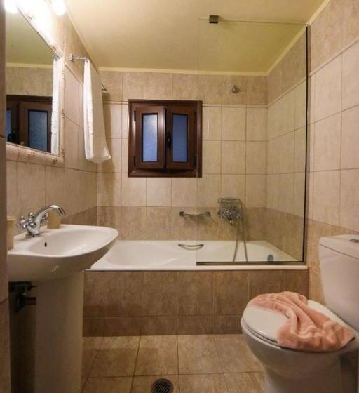 Люкс, Paris Hotel