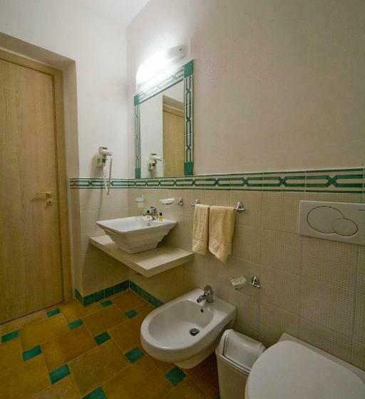 Номер Стандарт Трехместный, Villa Fanusa