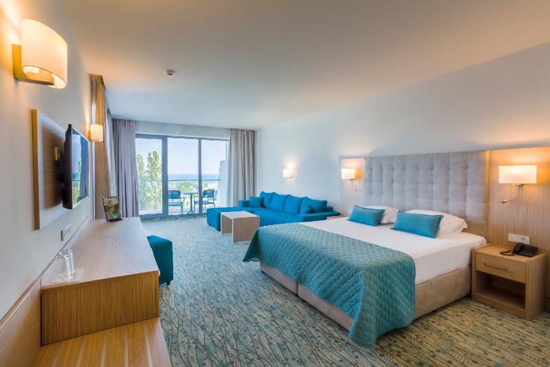 Номер Superior, Astoria Hotel All Inclusive & Private Beach