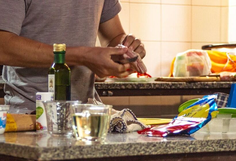 Номер Стандарт Трехместный, Hostel Inn Calafate