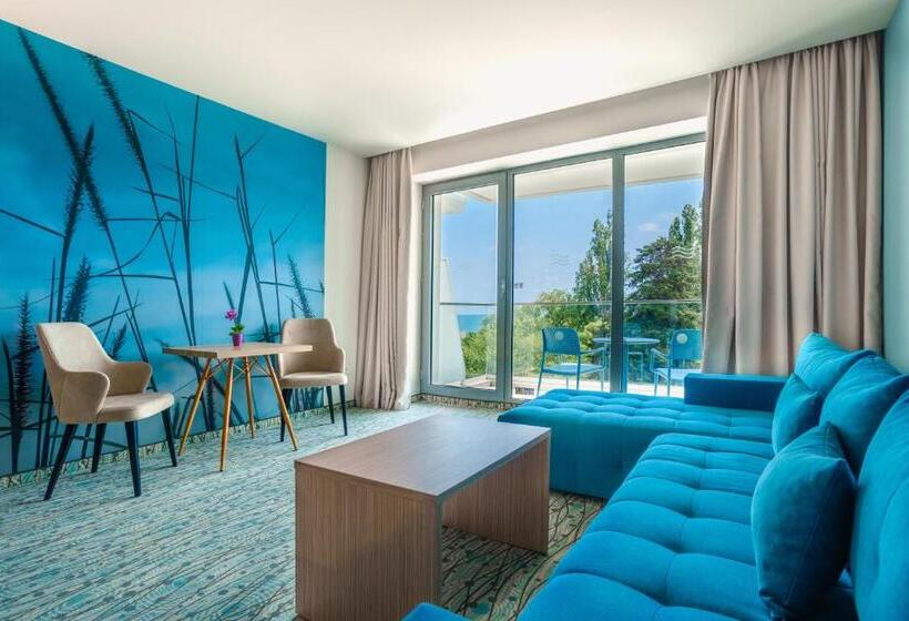 Номер Superior, Astoria Hotel All Inclusive & Private Beach