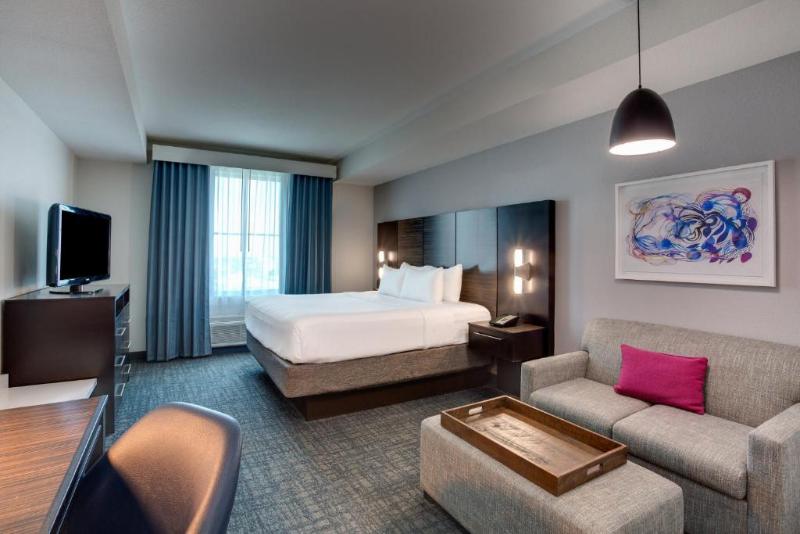 חדר סטנדרט עם מיטת קינג, Crowne Plaza Hotel & Resorts Fort Lauderdale Airport/ Cruise, An Ihg