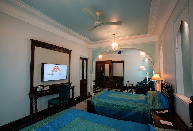 スイート, Shahpura House