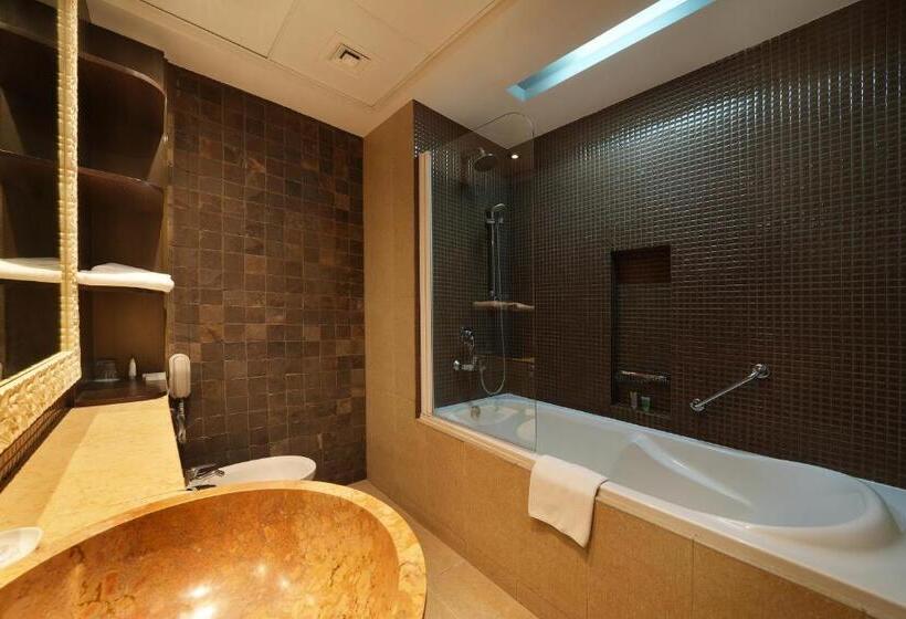 سوئیت 2 خوابه, Park Apartments Dubai, An Edge By Rotana