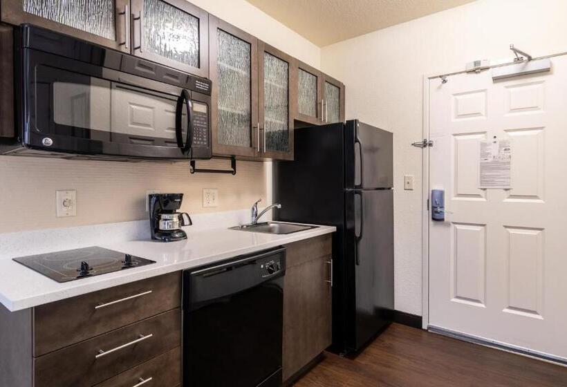 장애인을 위한 스위트, Candlewood Suites Portland Airport, An Ihg