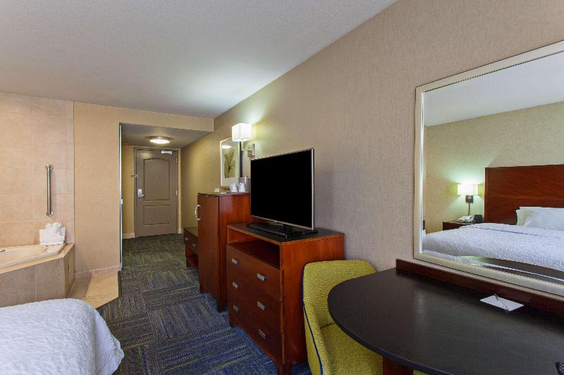 Студио Стандарт Кровать Кинг, Hampton Inn & Suites Merced