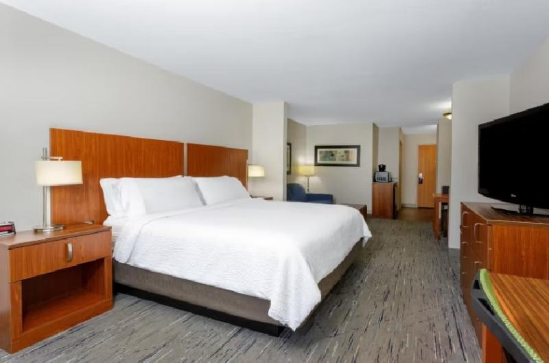 스위트 킹사이즈 침대, Holiday Inn Express & Suites Jacksonville South   I 295, An Ihg