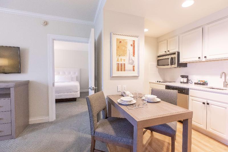 Люкс Кровать Кинг, Homewood Suites By Hilton Palm Beach Gardens