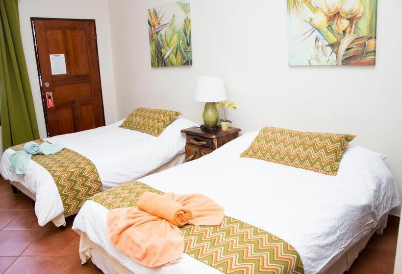 ویلای 3 خوابه, Las Brisas Resort And Villas