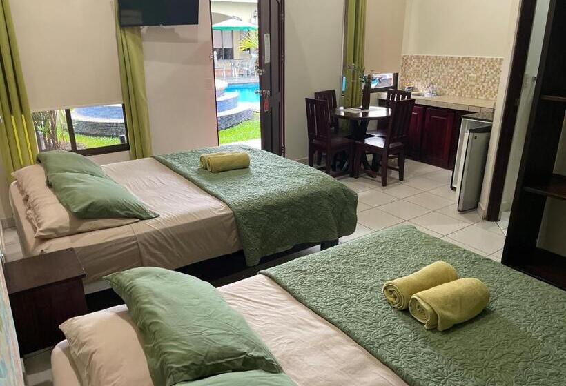 استودیو خانوادگی, Las Brisas Resort And Villas