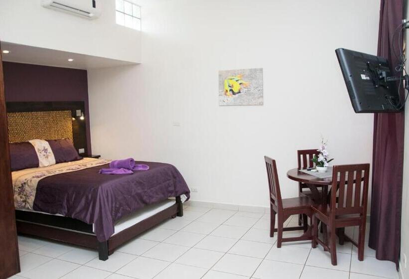 سوییت جونیور, Las Brisas Resort And Villas