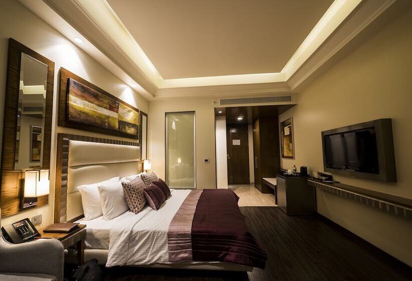 اتاق کلاب, Ramada Gurgaon Central