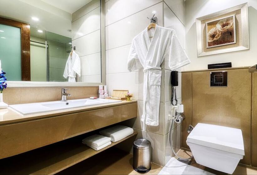 اتاق پرمیوم, Ramada Gurgaon Central