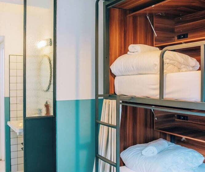Номер Стандарт, Ph Hostel Manchester Nq1