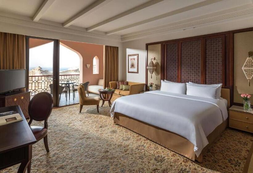 اتاق لوکس با تخت بزرگ, Shangri La Al Husn, Muscat - Adults Only Resort