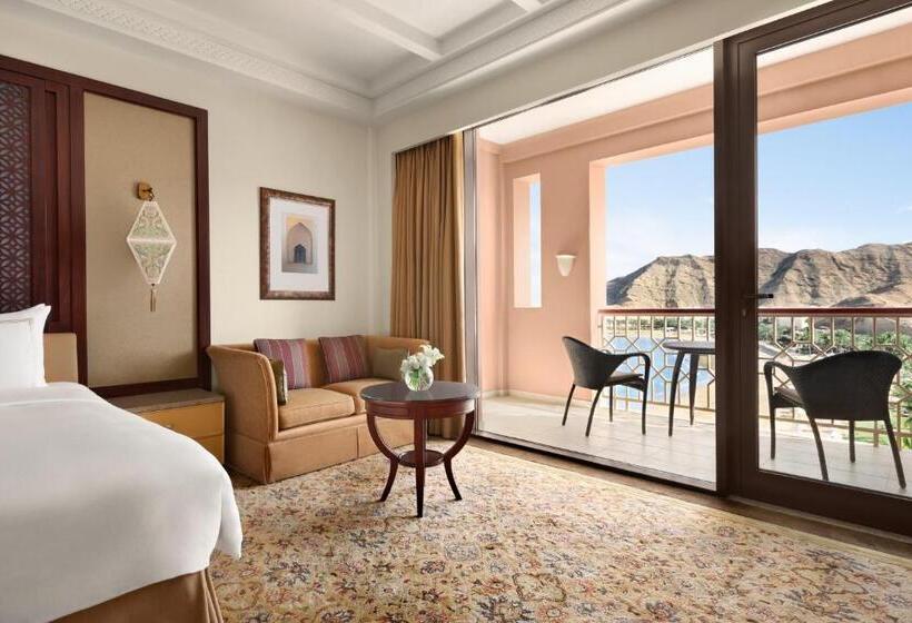 اتاق استاندارد با تخت بزرگ, Shangri La Al Husn, Muscat - Adults Only Resort