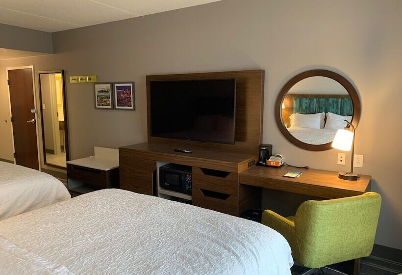 标准间, Hampton Inn & Suites Syracuse Dewitt