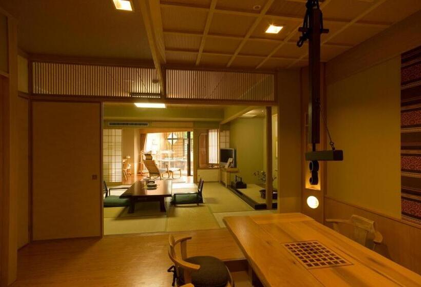 Номер Deluxe, Akan Yuku No Sato Tsuruga