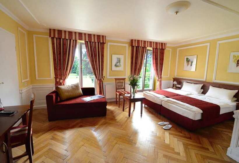 Классический Номер, Chateau De Pourtales