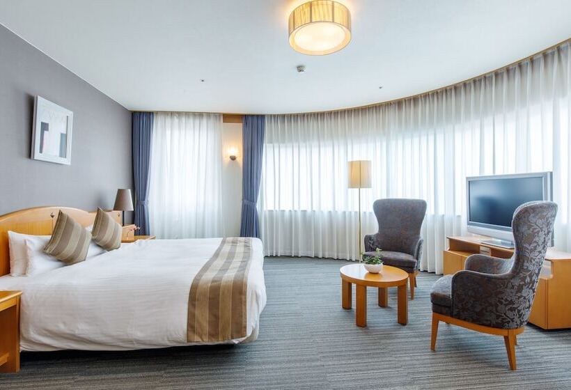 Номер Премиум, Okayama Koraku
