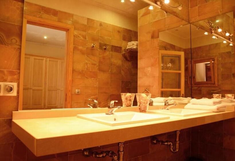 آپارتمان 4 خوابه, Agroturismo Son Burgues