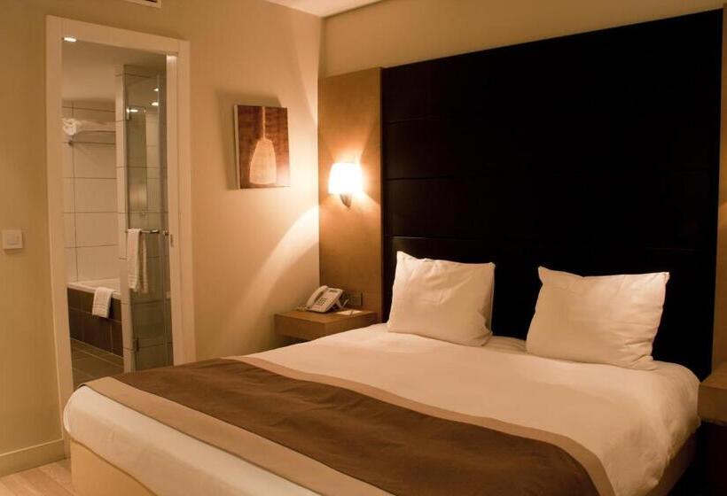 آپارتمان 2 خوابه, B Aparthotel Grand Place
