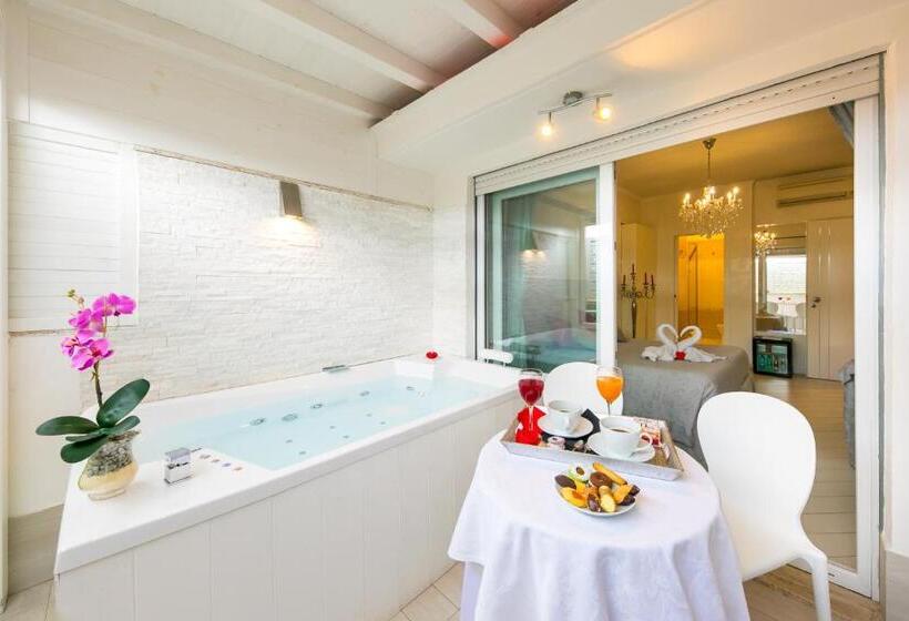 סוויטה עם ג'קוזי, Suites Roma Tiburtina