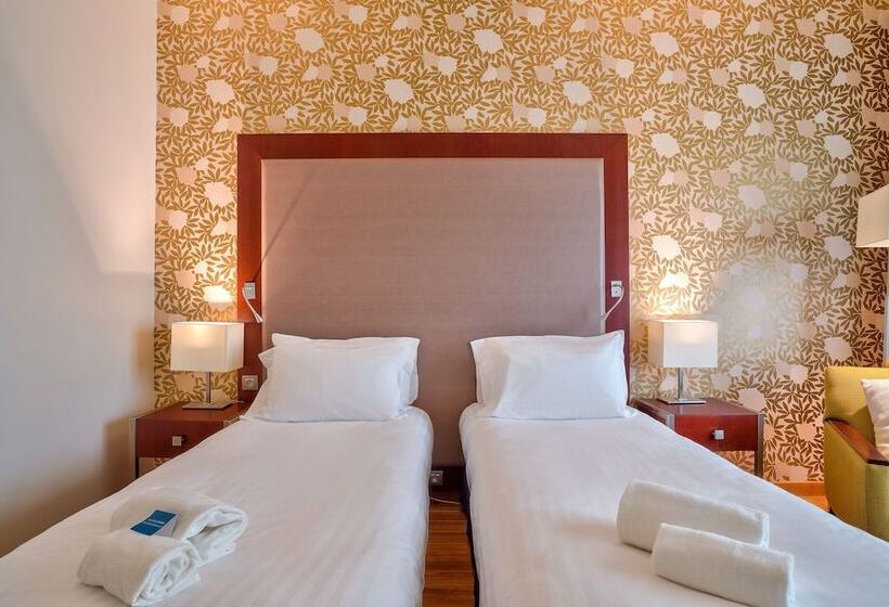 Студия Стандарт, Clarion Paris Cdg Airport