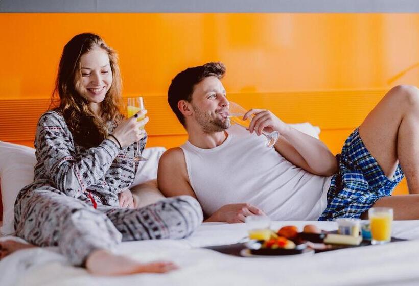 Апартаменты 1 Спальня, Metropol Hotel Katowice