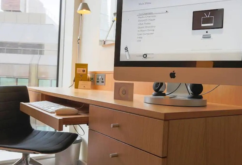 Номер Deluxe, Doubletree By Hilton Hotel London  Tower Of London