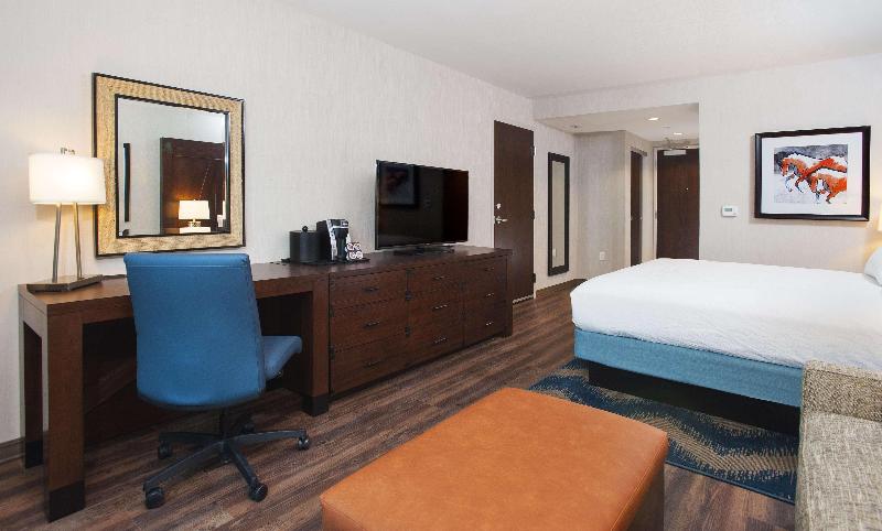 Номер Deluxe Кровать Кинг, Doubletree By Hilton Hotel London  Tower Of London