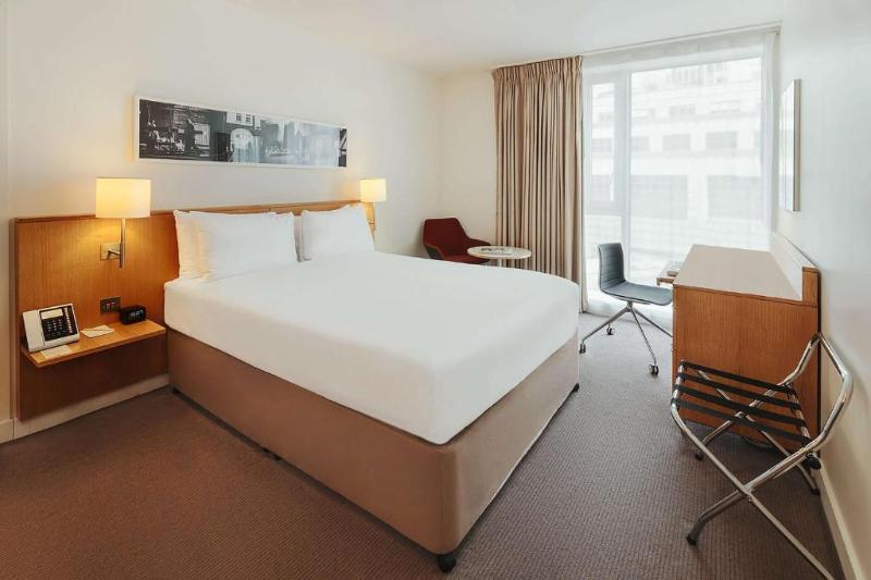 Номер Стандарт, Doubletree By Hilton Hotel London  Tower Of London