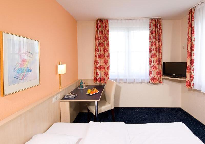 اتاق استاندارد با تخت بزرگ, Sheraton Hanoi West