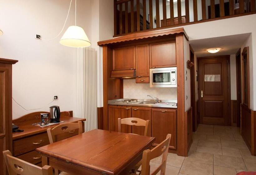2 Bedroom Suite with Balcony, Residence Le Grand Chalet